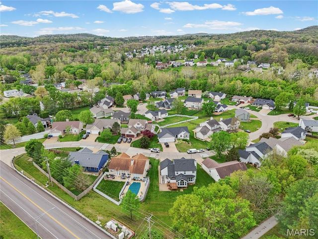 5313 Burgundy Drive, Imperial, MO 63052