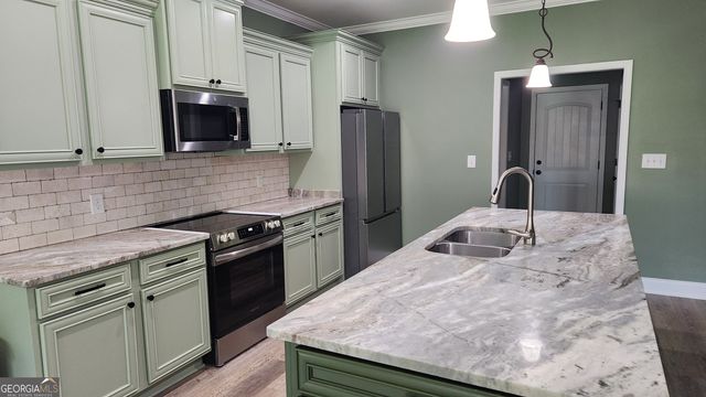556 Constitution Drive, Forsyth, GA 31029