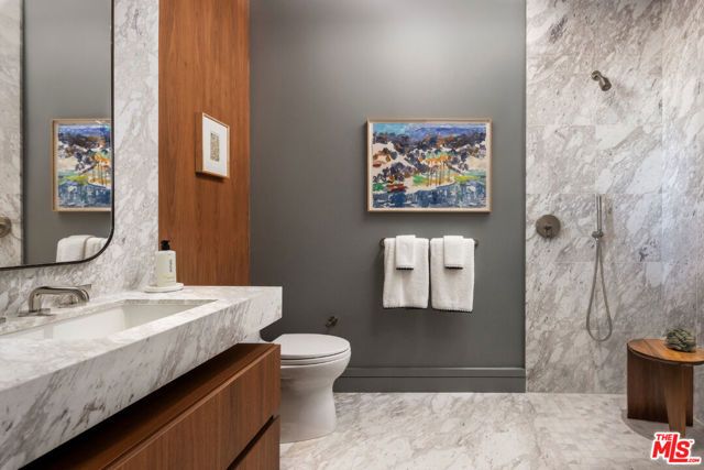 211 W Elm Court 14C, Los Angeles, CA 90067