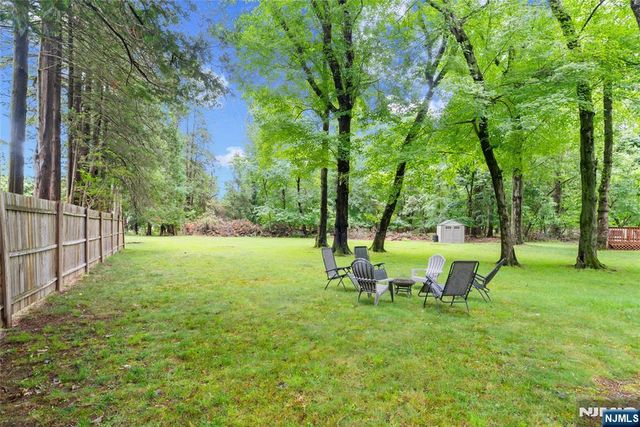 1759 Lilbet Road, Teaneck, NJ 07666