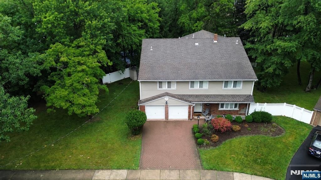 1759 Lilbet Road, Teaneck, NJ 07666