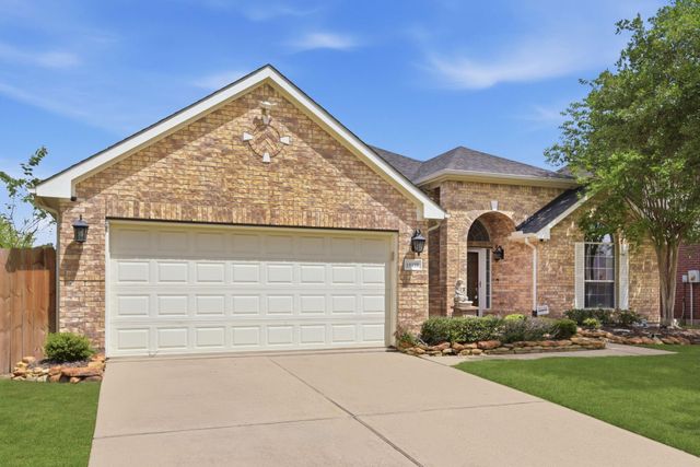 15110 Greenhaven Lake Lane, Cypress, TX 77429