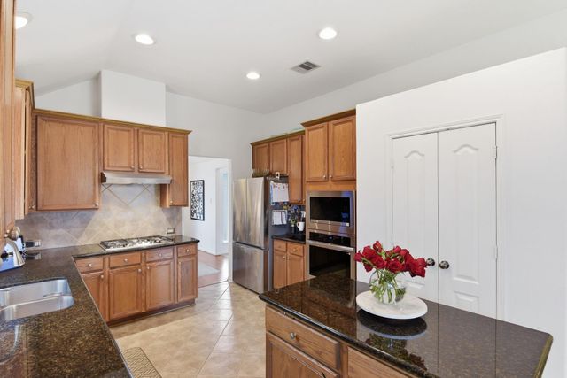 15110 Greenhaven Lake Lane, Cypress, TX 77429