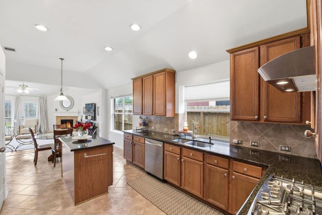 15110 Greenhaven Lake Lane, Cypress, TX 77429