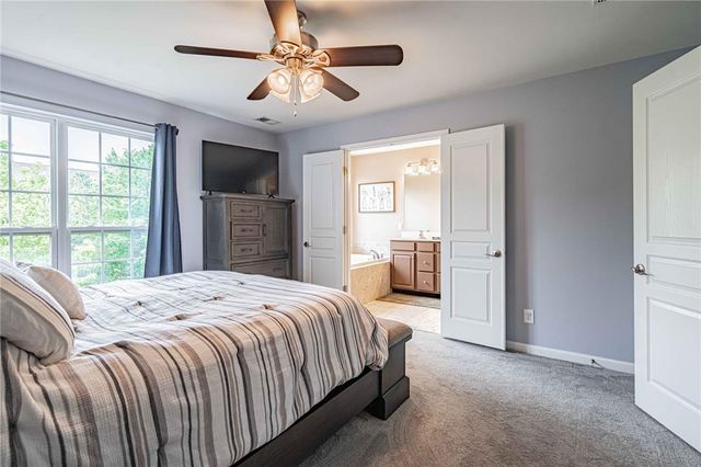 5223 Chandler Way, South Whitehall Twp, PA 18069