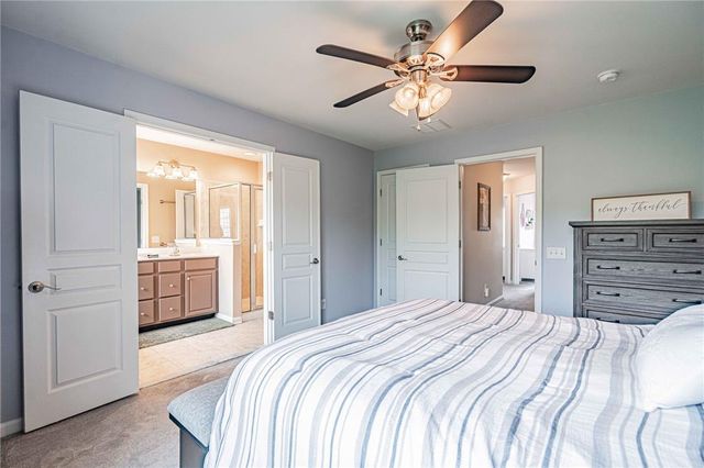 5223 Chandler Way, South Whitehall Twp, PA 18069