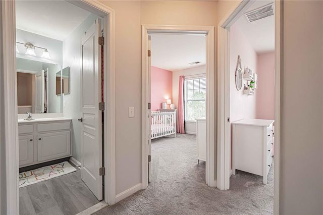5223 Chandler Way, South Whitehall Twp, PA 18069