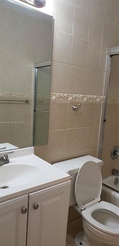 1450 Atlantic Shores Blvd 206, Hallandale Beach, FL 33009