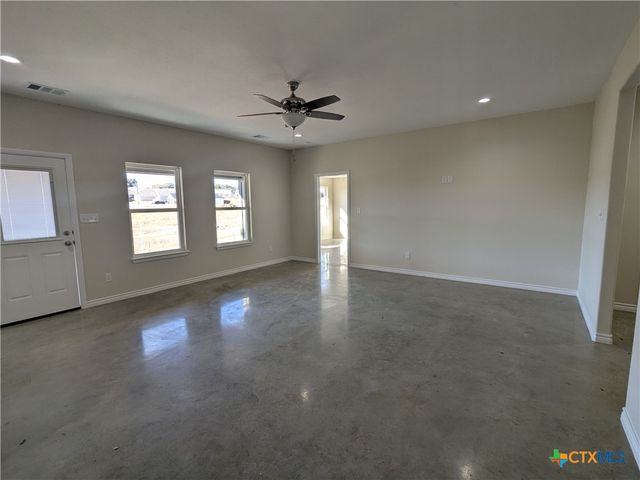 1023 Fieldstone Drive, Lampasas, TX 76550