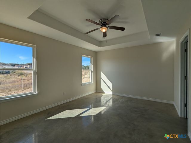 1023 Fieldstone Drive, Lampasas, TX 76550