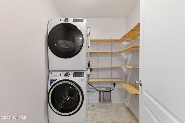 2030 Gastonia Road, Southport, NC 28461