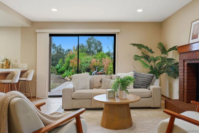 10630 Oakbend Dr, San Diego, CA 92131