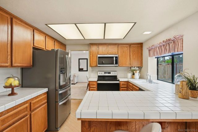 10630 Oakbend Dr, San Diego, CA 92131