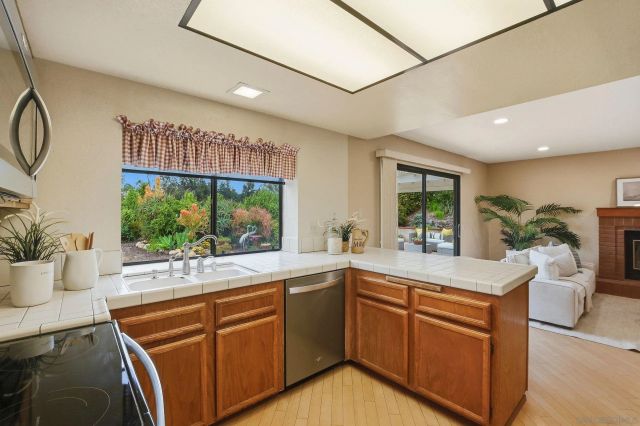 10630 Oakbend Dr, San Diego, CA 92131