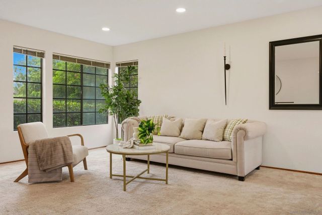 10630 Oakbend Dr, San Diego, CA 92131