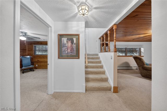 466 Colgate Avenue, Elyria, OH 44035