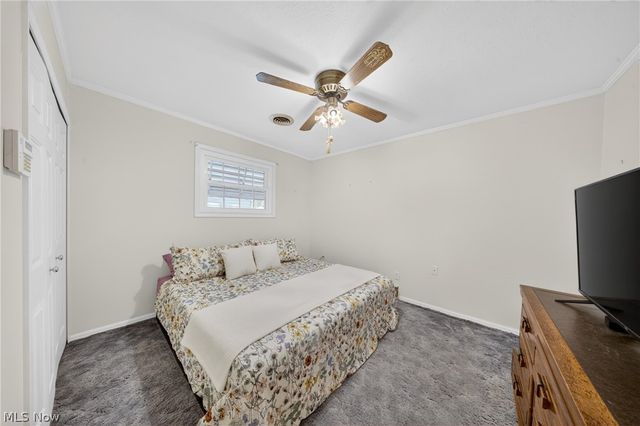 466 Colgate Avenue, Elyria, OH 44035