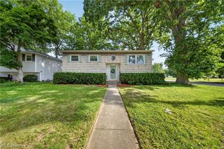 466 Colgate Avenue, Elyria, OH 44035