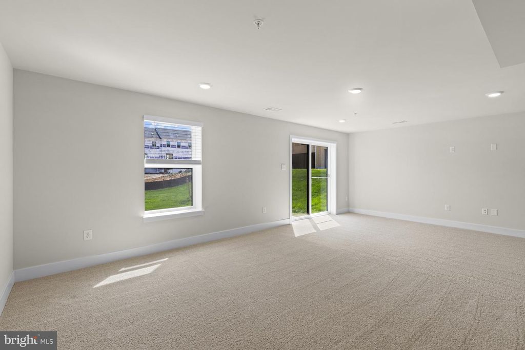 Image 23 of property listing at 5121 GLISTENING POND WAY, Upper Marlboro, MD 20772