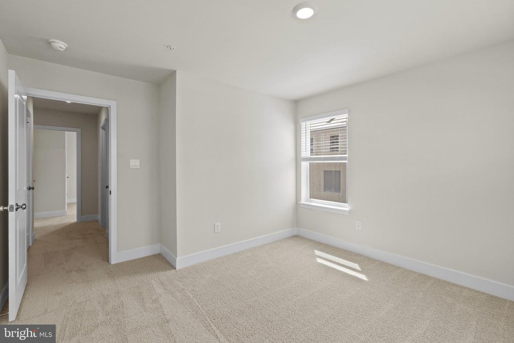 Image 46 of property listing at 5121 GLISTENING POND WAY, Upper Marlboro, MD 20772