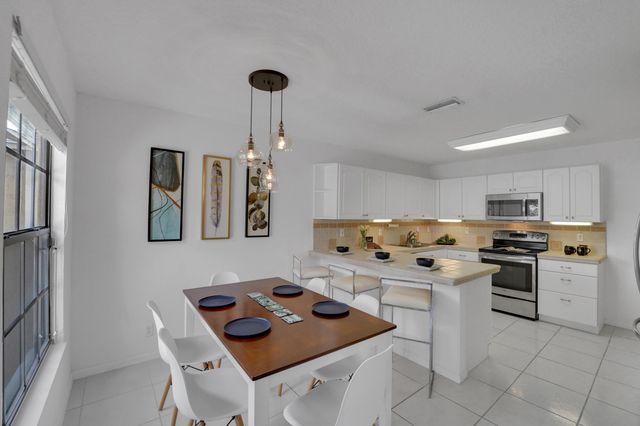 22791 TRELAWNY Terrace D, Boca Raton, FL 33433