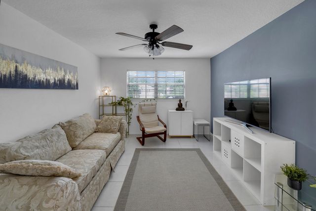 22791 TRELAWNY Terrace D, Boca Raton, FL 33433