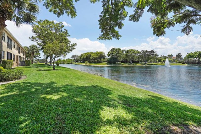 22791 TRELAWNY Terrace D, Boca Raton, FL 33433