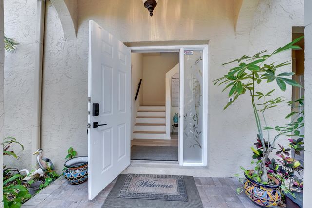 22791 TRELAWNY Terrace D, Boca Raton, FL 33433