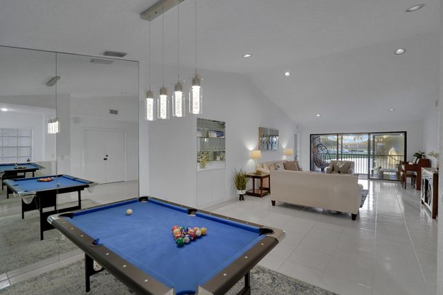 22791 TRELAWNY Terrace D, Boca Raton, FL 33433