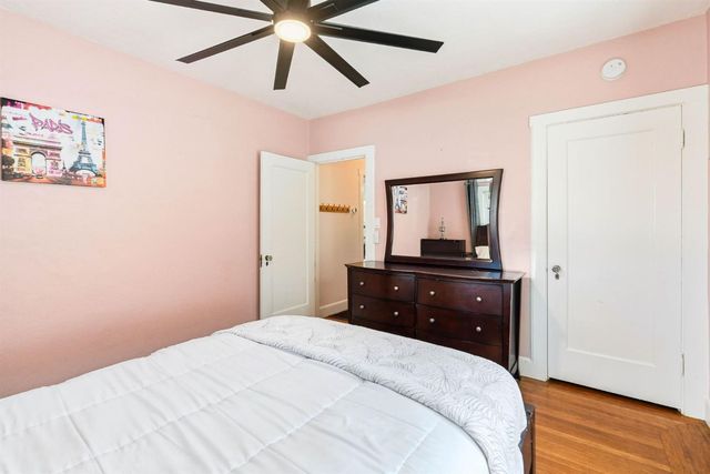 3170 Carly Way, Sacramento, CA 95816