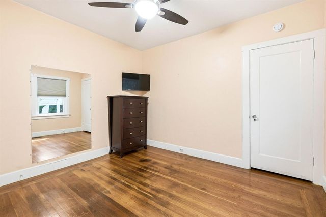 3170 Carly Way, Sacramento, CA 95816
