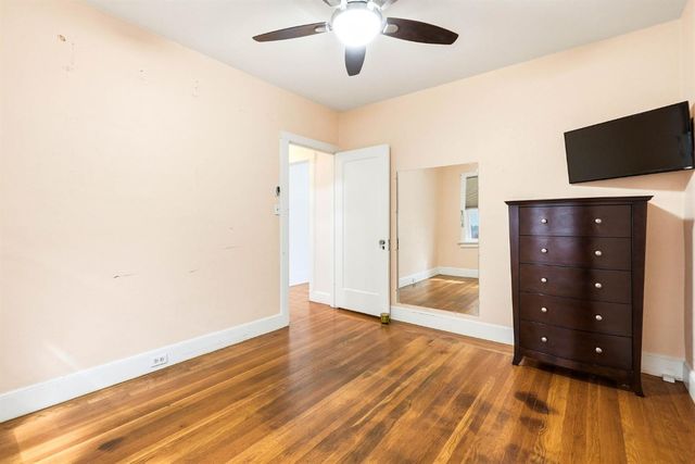 3170 Carly Way, Sacramento, CA 95816
