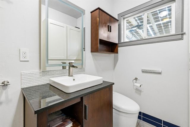 3170 Carly Way, Sacramento, CA 95816