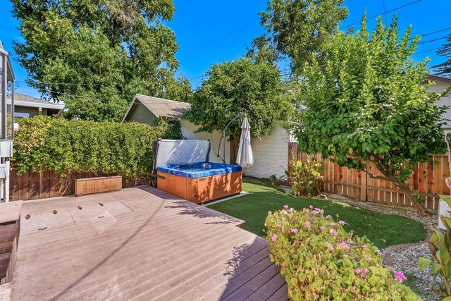 3170 Carly Way, Sacramento, CA 95816