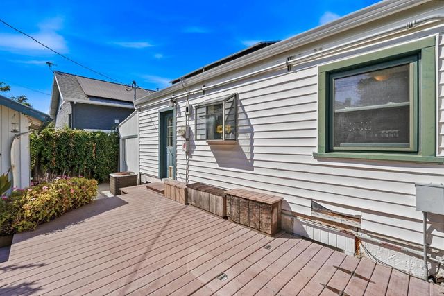 3170 Carly Way, Sacramento, CA 95816
