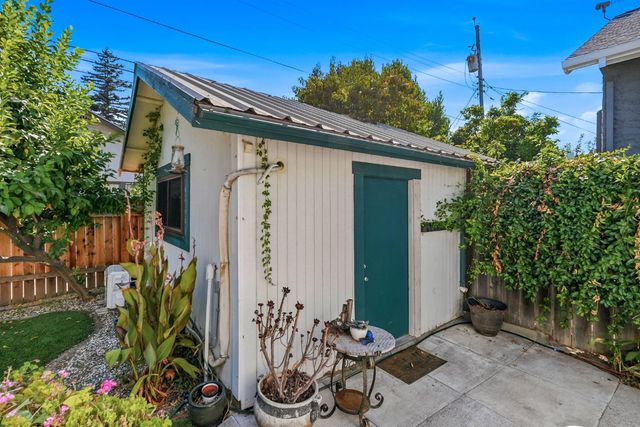 3170 Carly Way, Sacramento, CA 95816
