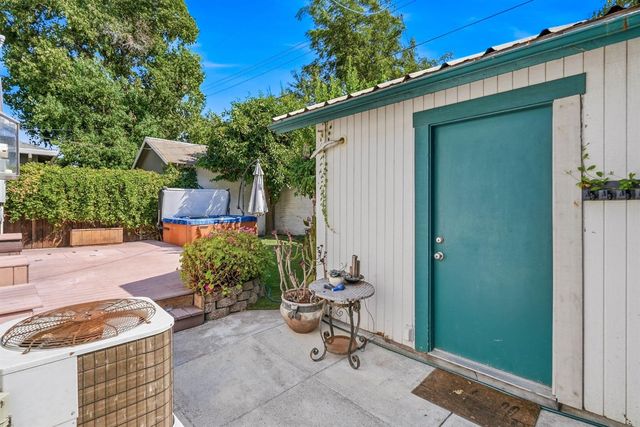 3170 Carly Way, Sacramento, CA 95816