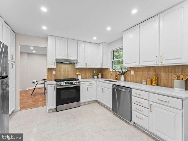 153 OAK PINES BLVD, Pemberton, NJ 08068