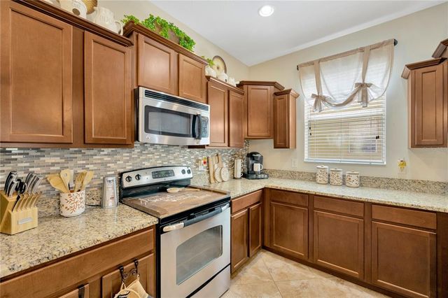 2022 HAWKS VIEW DRIVE, Ruskin, FL 33570