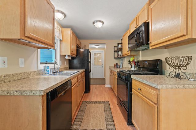 2692 Kettle Lake Road, Kalkaska Twp, MI 49646