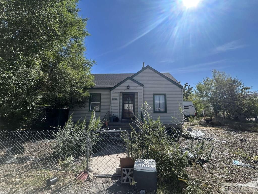 1277 W Alameda Road, Pocatello, ID 83201