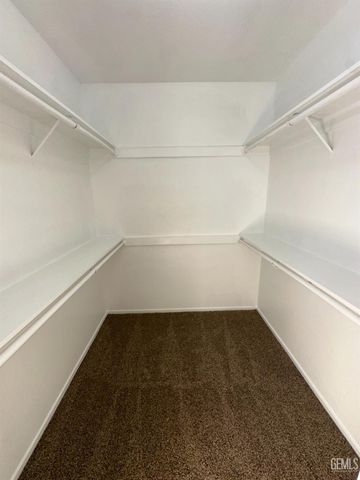 3501 Bernard Street 12B, Bakersfield, CA 93306