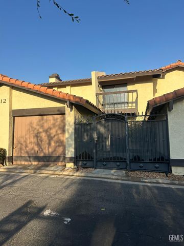 3501 Bernard Street 12B, Bakersfield, CA 93306