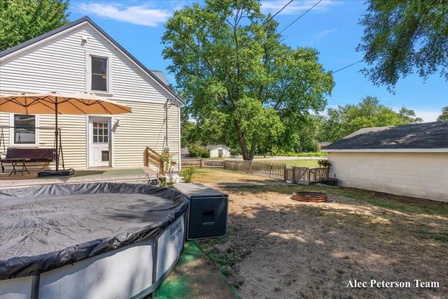 1473 Center Street, Muskegon, MI 49442