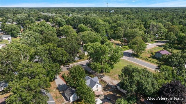 1473 Center Street, Muskegon, MI 49442
