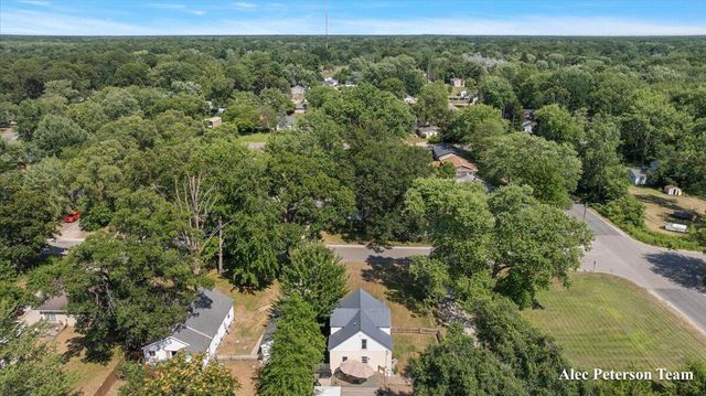 1473 Center Street, Muskegon, MI 49442
