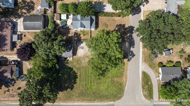 1473 Center Street, Muskegon, MI 49442