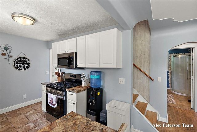 1473 Center Street, Muskegon, MI 49442