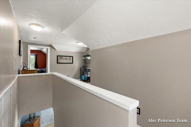 1473 Center Street, Muskegon, MI 49442