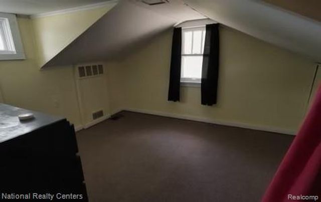 1494 Maxfield Road, Hartland, MI 48353